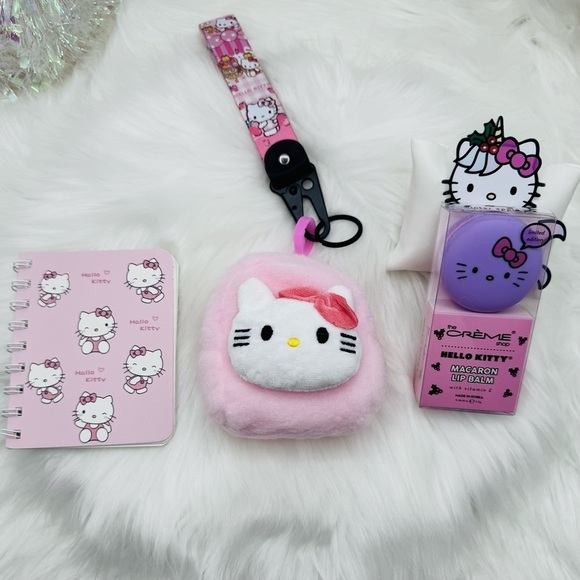 Hello Kitty Accessory Bundle 3 - Picture 6 of 7